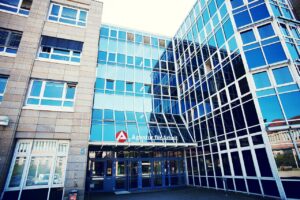 転勤なしの30代未経験者向け求人はどこで探せる？